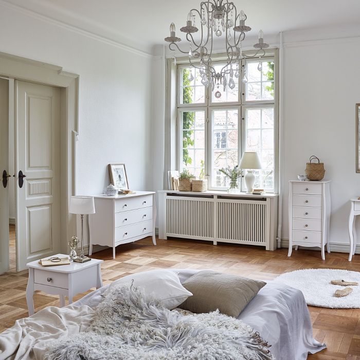 Baroque Mirrored Nightstand in White